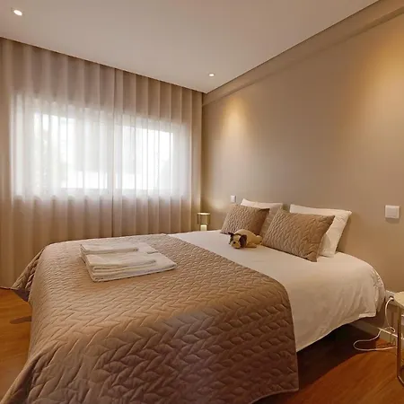 Music Apartment I شقة *